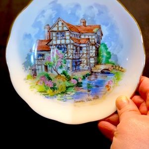 Vintage Roslyn China Plate of Britain Moreton Old Hall